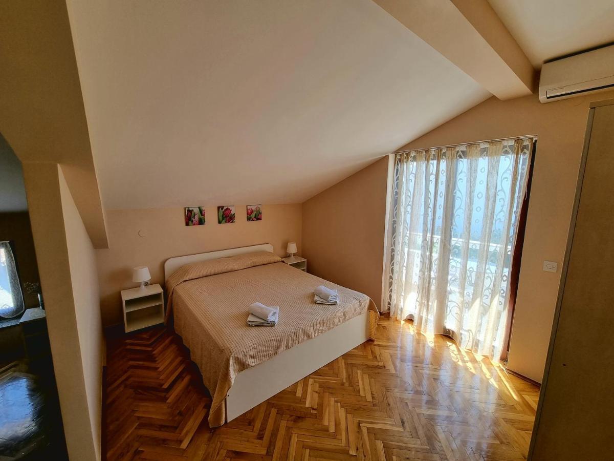 Apartments Ostrea - Ana نوفاليا المظهر الخارجي الصورة