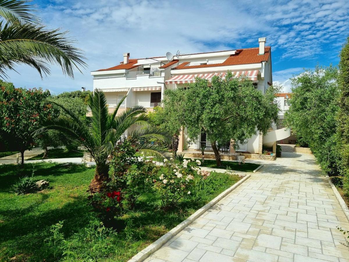 Apartments Ostrea - Ana نوفاليا المظهر الخارجي الصورة