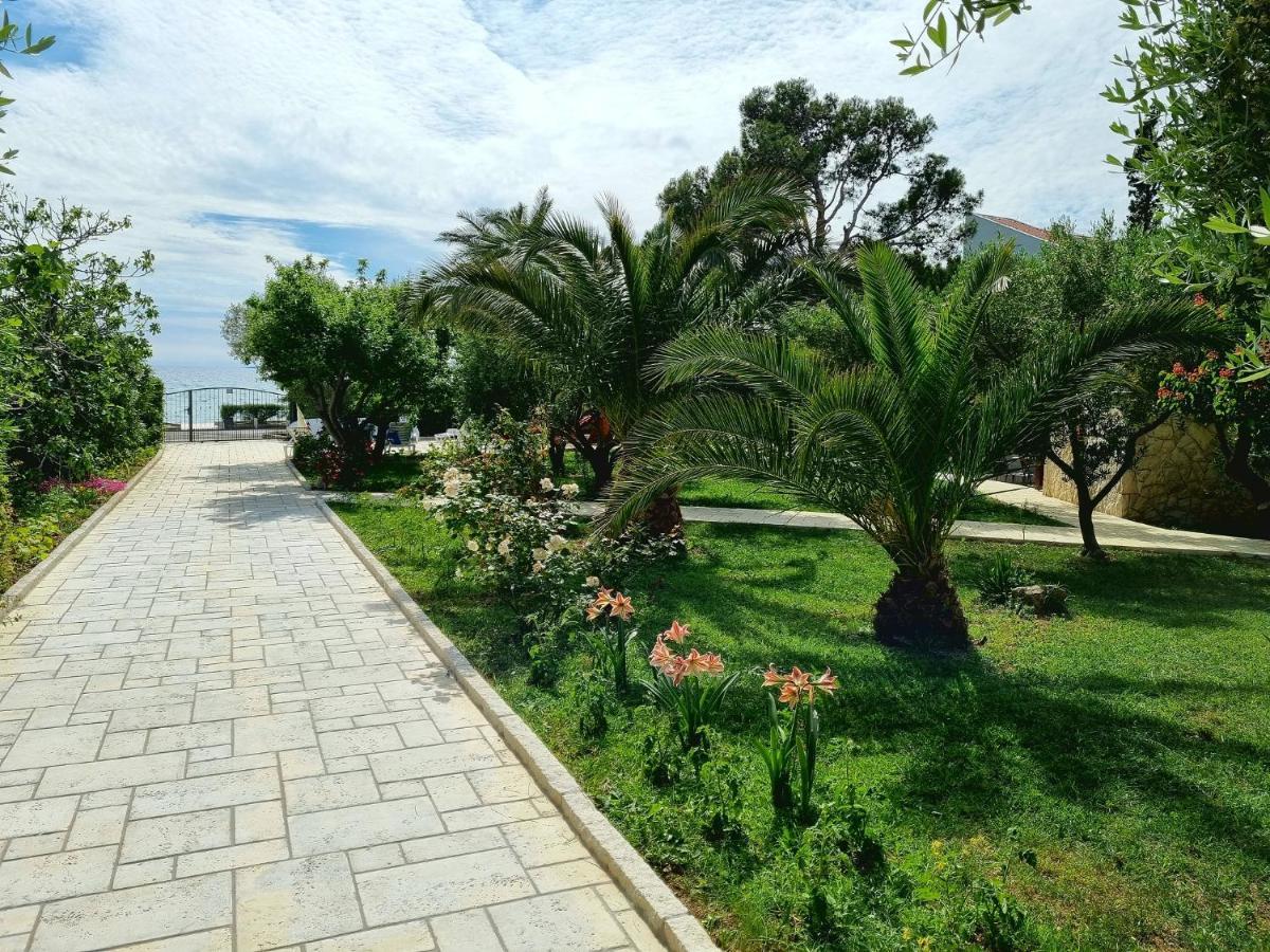 Apartments Ostrea - Ana نوفاليا المظهر الخارجي الصورة