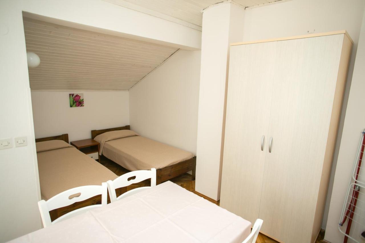 Apartments Ostrea - Ana نوفاليا المظهر الخارجي الصورة