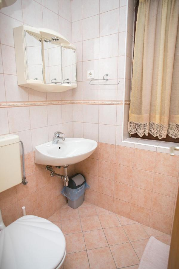 Apartments Ostrea - Ana نوفاليا المظهر الخارجي الصورة